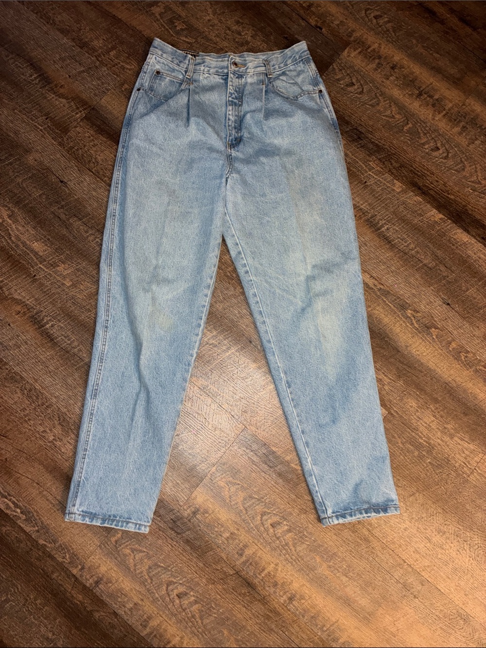 Forenza High-Rise Light Wash Jeans